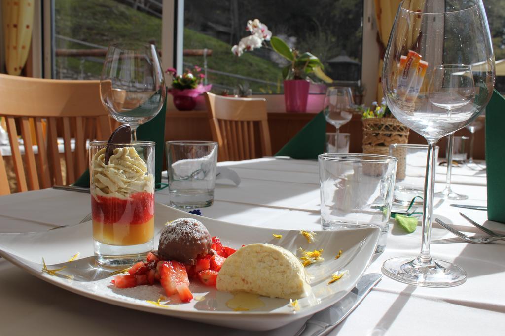 Berggasthof Pension Pfitscher Unsere Liebe Frau im Walde Exterior foto